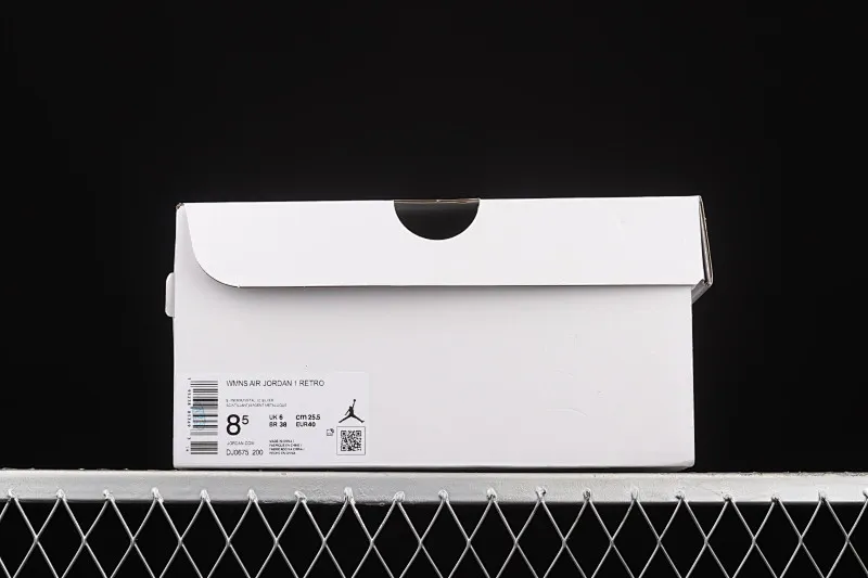 All categories Air Jordan Jordan series basketball shoes Air Jordan 4 C version Air Jordan 4 "Shimmer" AJ4 Joe 4 Khaki light color DJ0675-200